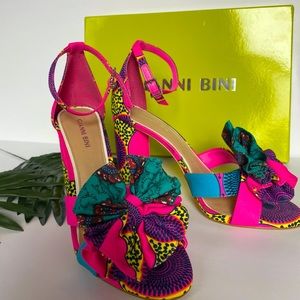 Gianni Bini high heels